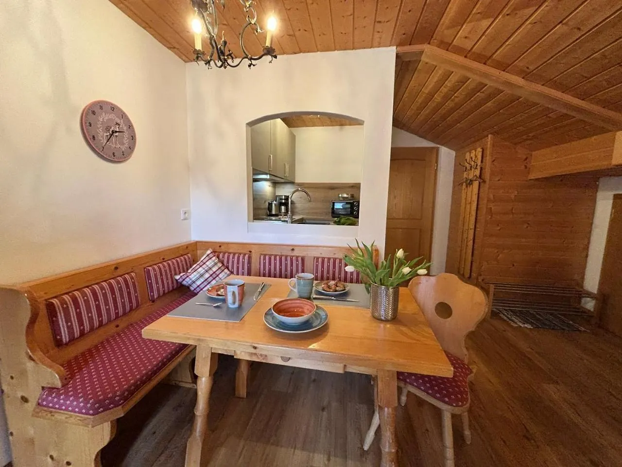 Апартаменты Ferienwohnung Bergfrieden Крун